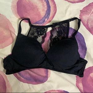 Padded soft back lace bra